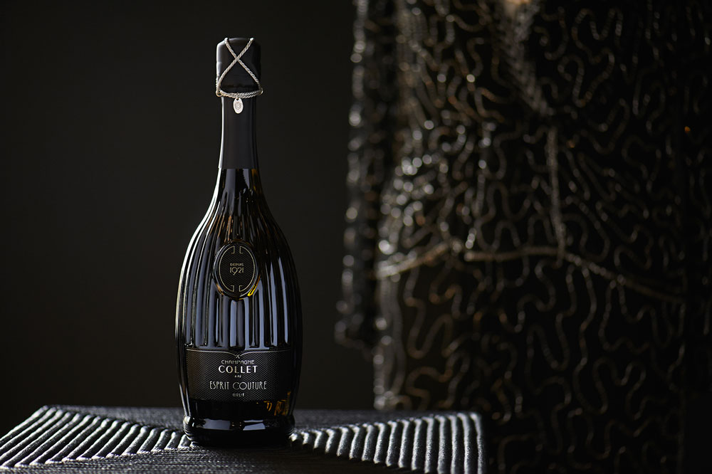 Шампанское в черной коробке. Champagne Carbon absolument Brut фото. Шампанское мастер